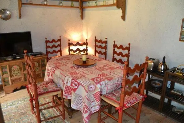 Ancient Engadine Mill סקואול